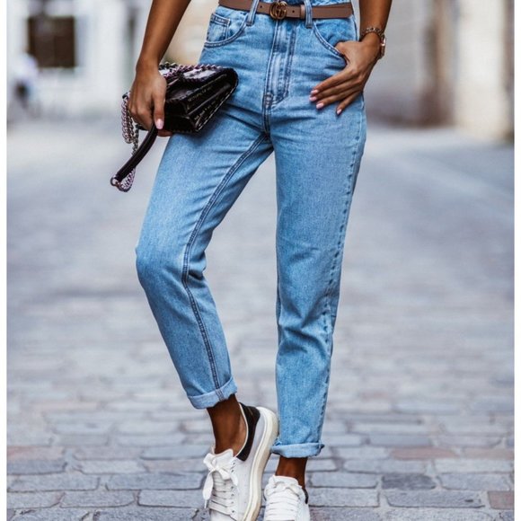 High Waist Straight Leg Denim Jeans - Picture 2 of 4